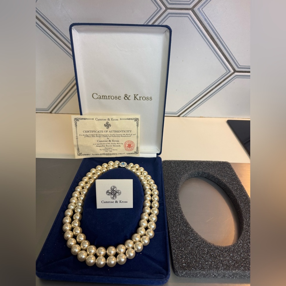 Camrose & Kross Double Strand Pearl Necklace - Cream Pearls